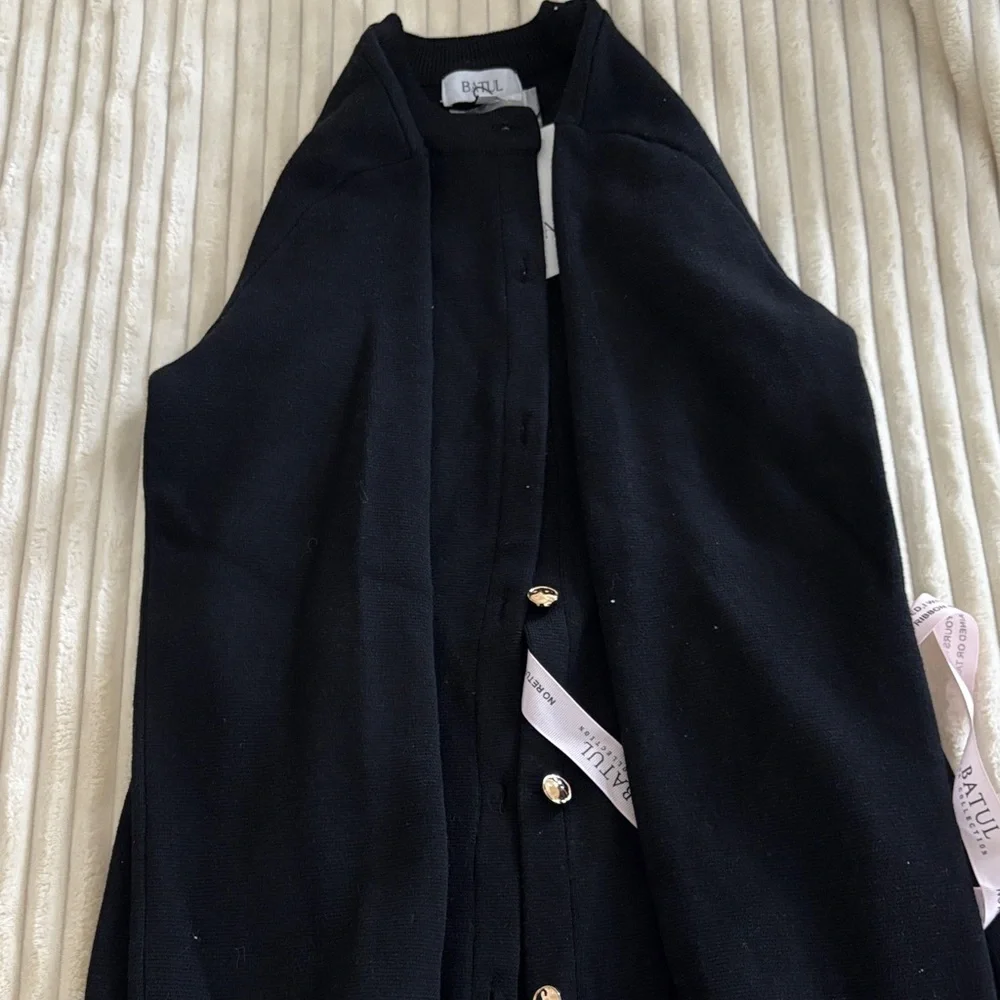 Naadean Cardigan | Noir - Picture 3 of 10